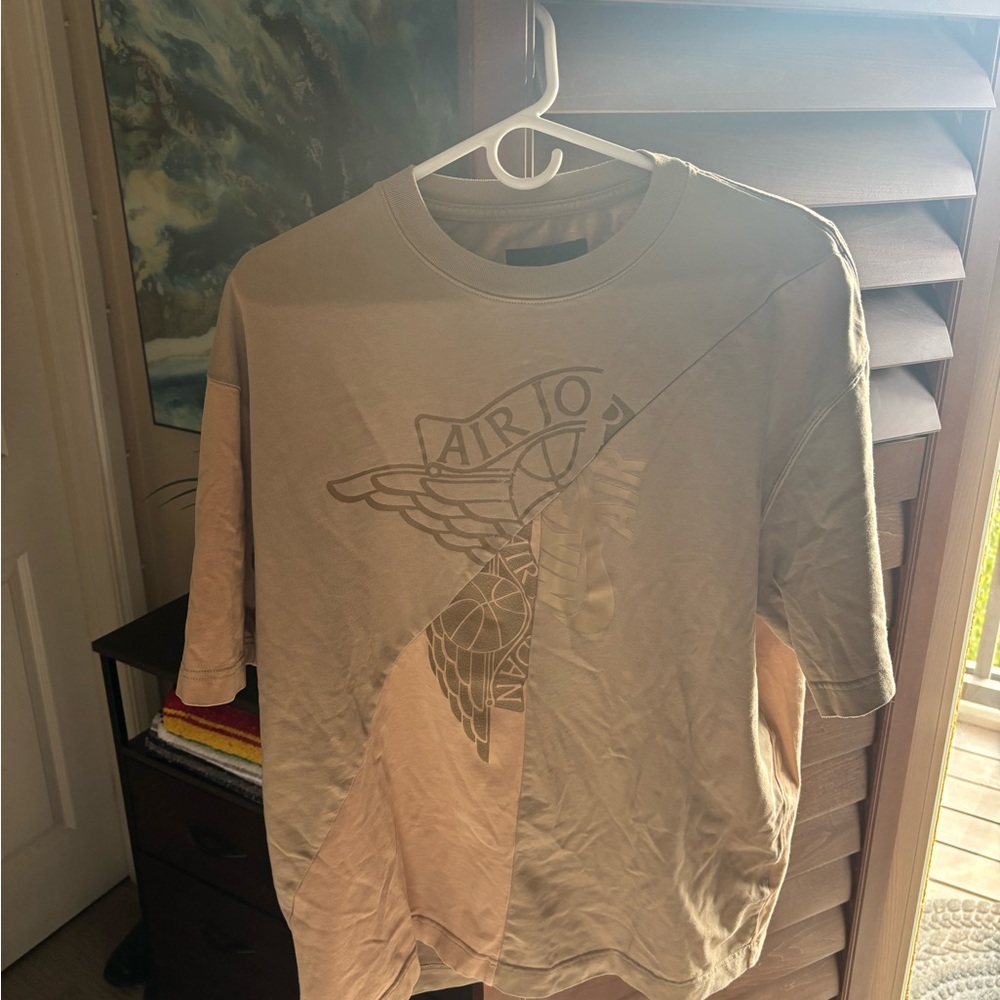 Nike Air Jordan Beige T-Shirt